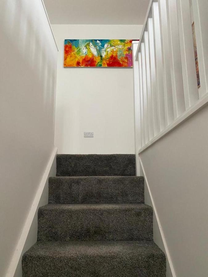 Central Cathedral View Penthouse: Modern Duplex with Terraces Peterborough Exterior photo